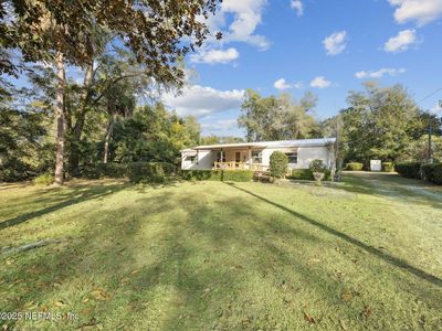 100 WATERWAY Avenue, Satsuma, FL, 32189