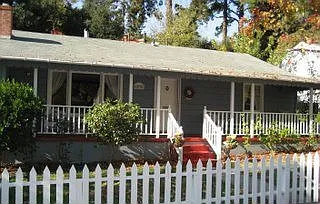 18751 Sandy Rd photo 1