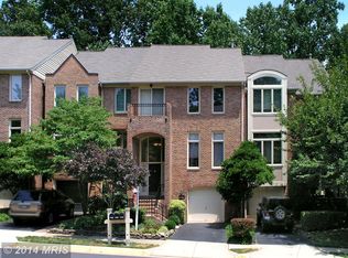 11554 Hemingway Dr, Reston, VA 20194