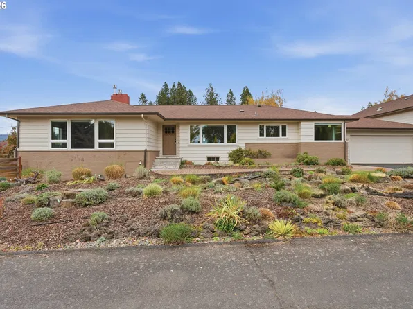 212 SW Robbins Rd, White Salmon, WA 98672
