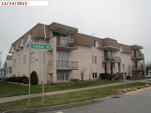 2nd image of 18224 Wentworth Ave