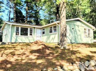 13 Old Glen Charlie Rd, Wareham, MA 02571