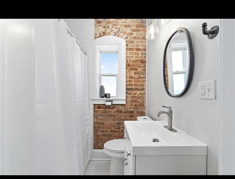 1st image of 373 Moreland Ave NE APT 301