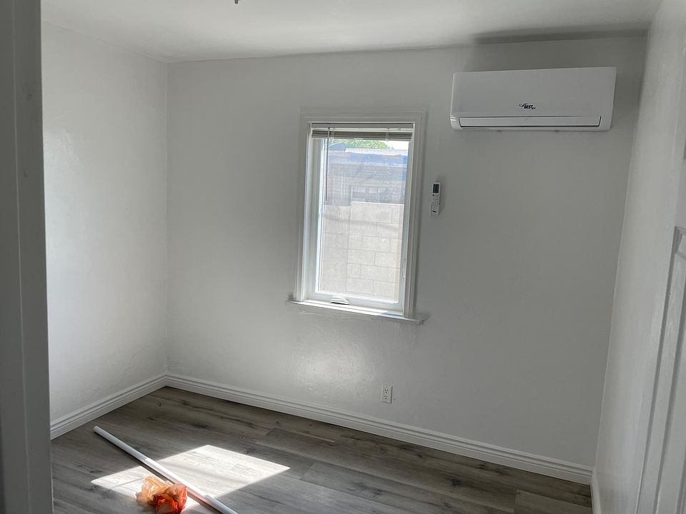 2nd image of 2220 Caminar Ave