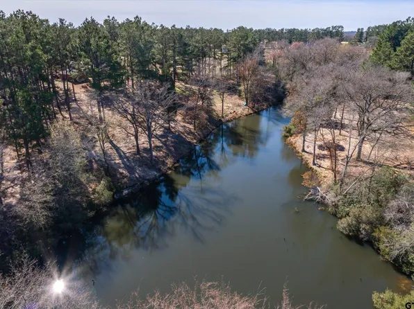 6525 Palomino Ct, Athens, TX 75752