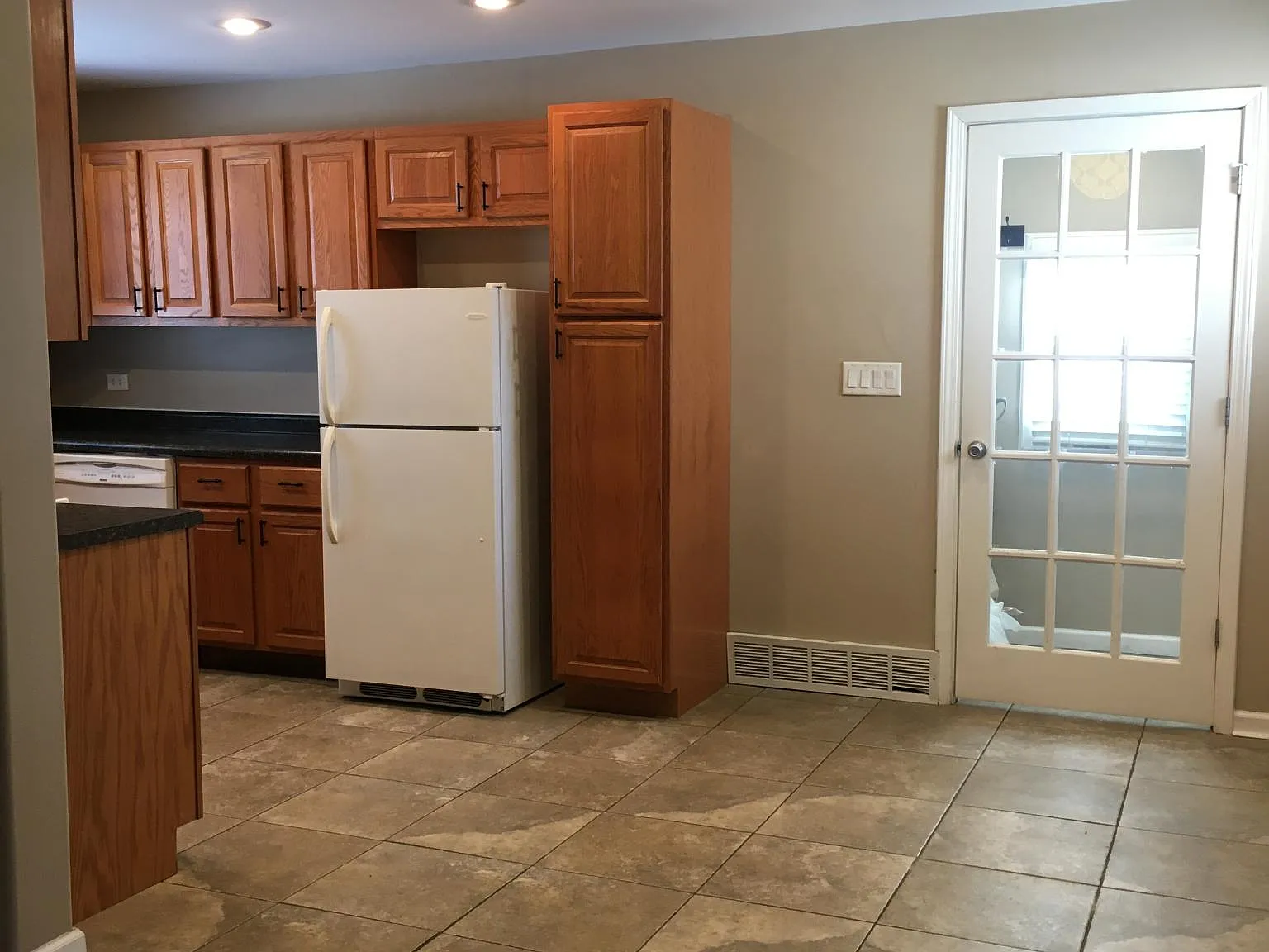 1103 W Main St — Photo 2