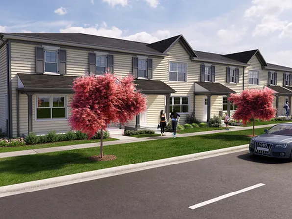 47 E Robinson Ave, Cortland, IL 60112