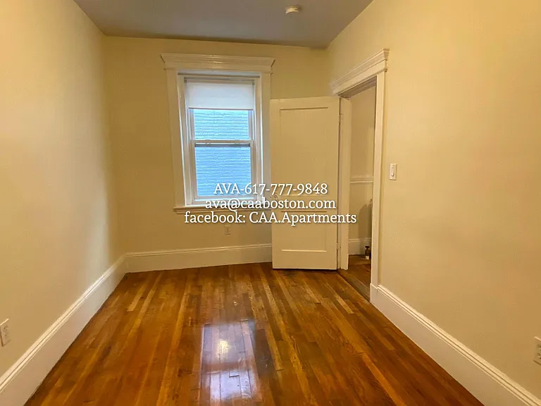 115 Norway St — Photo 9