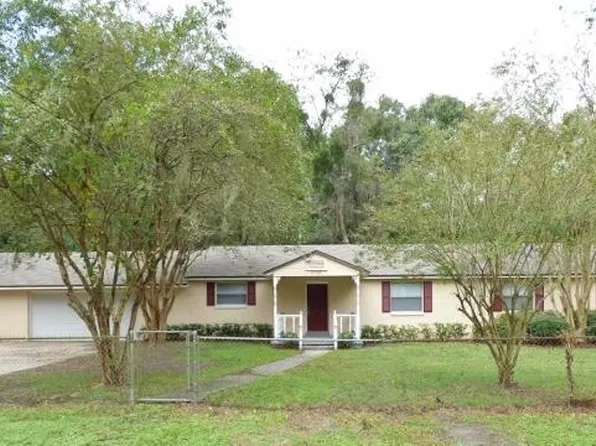 10568 Bessent Rd N, Jacksonville, FL 32218
