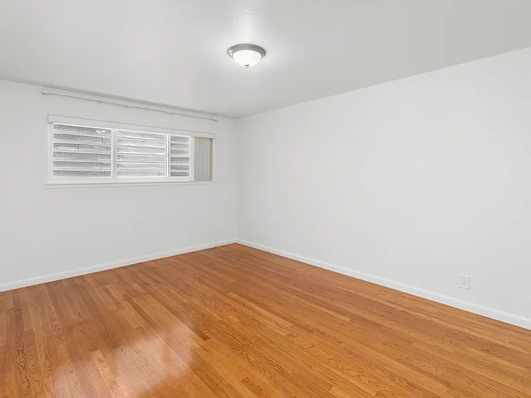 4444 Balboa St #105 — Photo 5