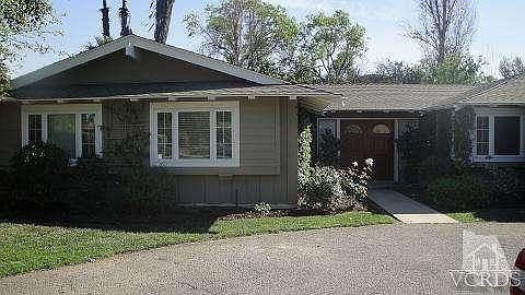 3rd image of 190 E Avenida De Los Arboles