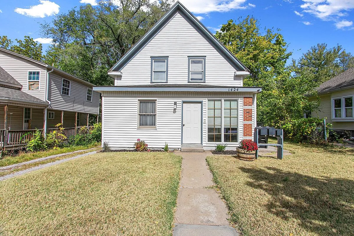 Building Photo - 1424 W Walnut St #A