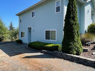 2128 SW Freund St Unit A, Oak Harbor, WA 98277