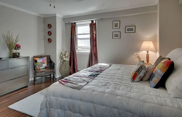 Sold by Compass | media 6