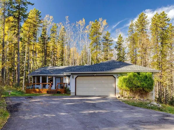 79 E Meadow View Rd, Rocky View County, AB T0L 0K0