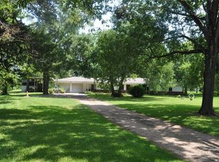 1422 Kilgore Rd, Baytown, TX 77520