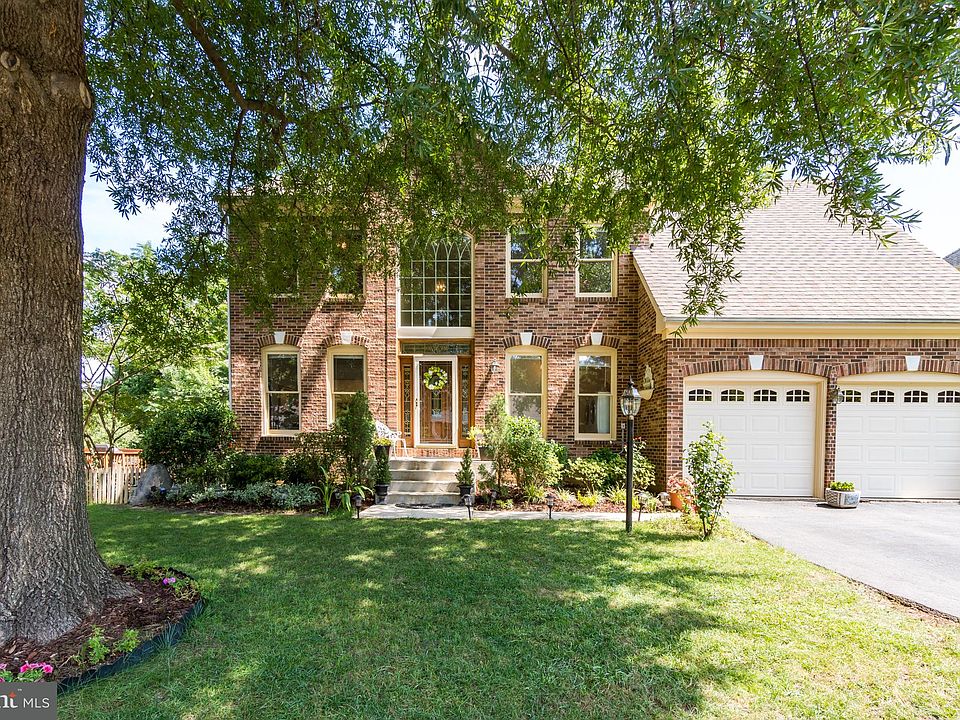 1st image of 16086 Olmstead Ln