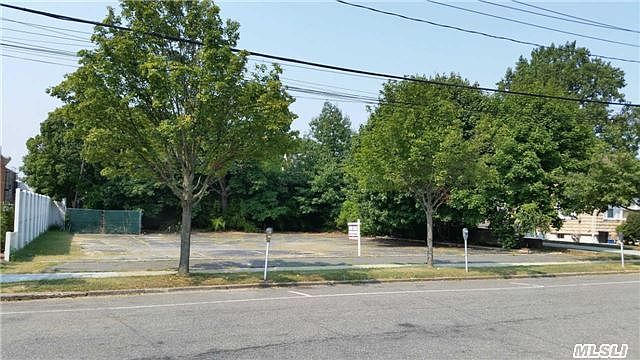 1st image of 287 Jericho Tpke