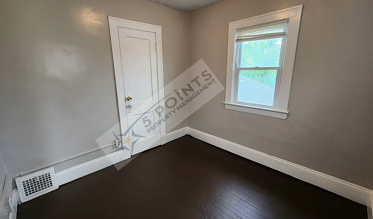20609 Hillgrove Ave — Photo 11