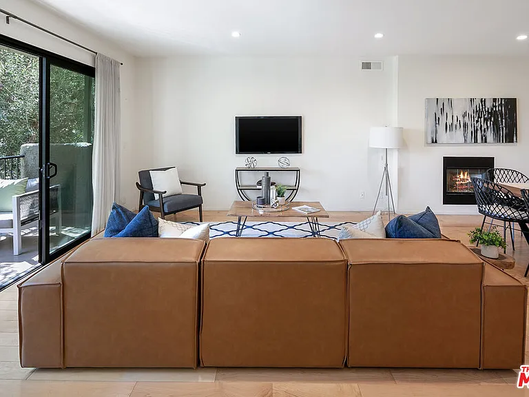 1506 S Bentley Ave #308 — Photo 11