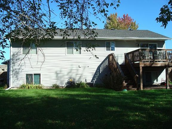 4th image of 1009 Lacy Ln