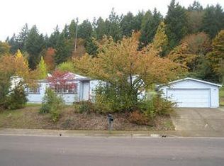 977 S 59th St, Springfield, OR 97478