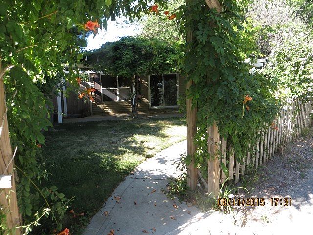 1st image of 2091 E Fox Dr