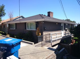 3850 33rd Ave SW, Seattle, WA 98126