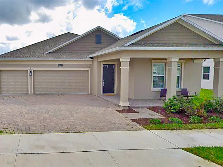 2945 Nottel Dr — Photo 2