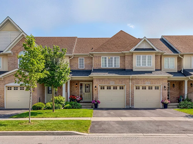 1147 Ormond Dr — Photo 2