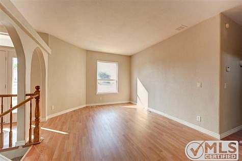 5th image of 1604 E Sweetgum Cir