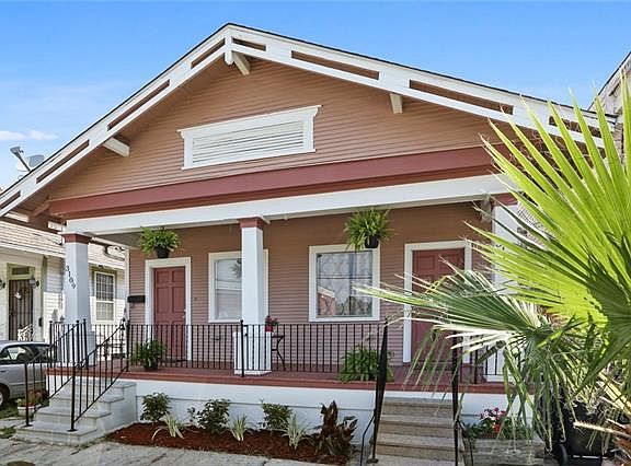 2nd image of 3107 Iberville St