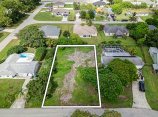1579 SW Fresno Rd, Pt Saint Lucie, FL 34953