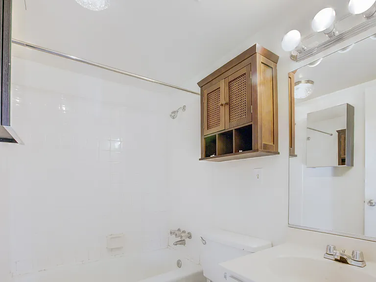 614 Elliott St NE #2C — Photo 7