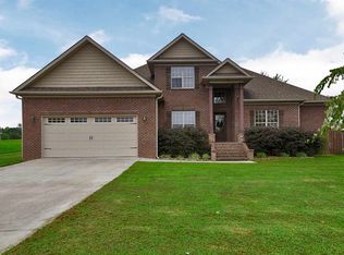 332 Payton Ln, Grant, AL 35747