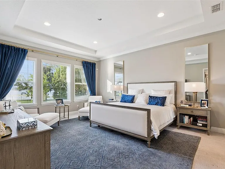 7556 John Hancock Dr — Photo 25