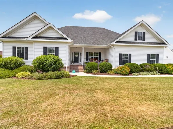 2312 Dapple Grey Ct, Chesapeake, VA 23322