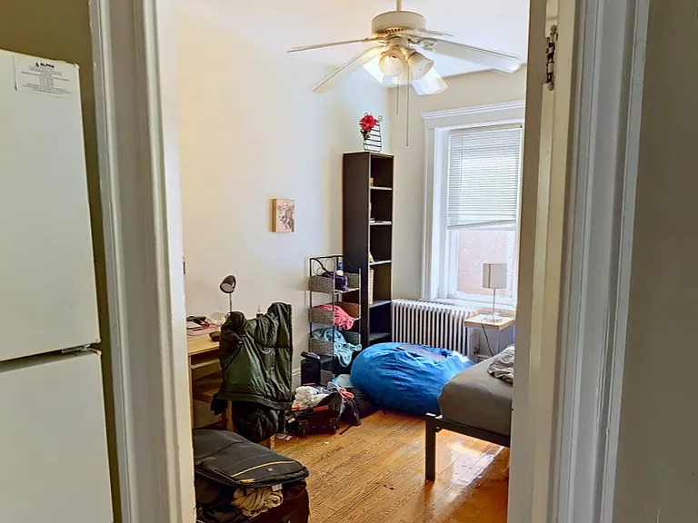 1232 Beacon St #3A — Photo 3