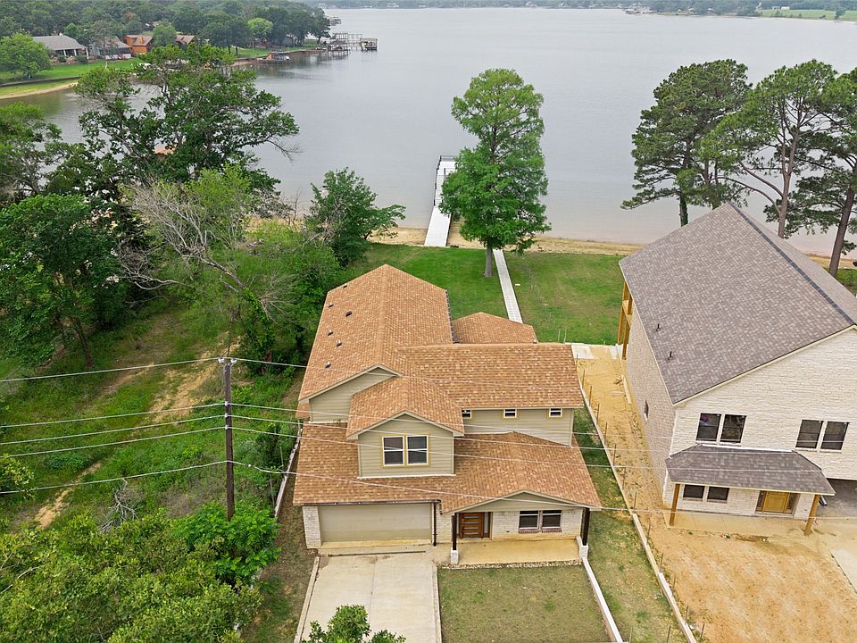 1st image of 162 Oak Hills Dr