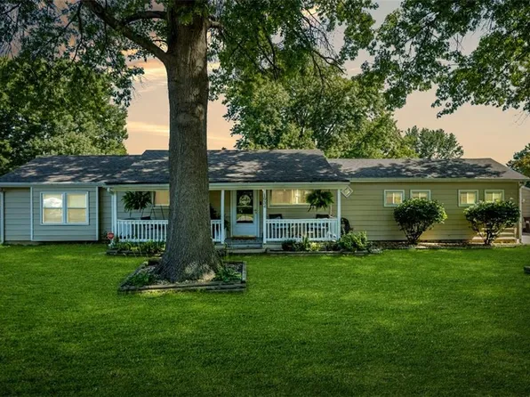 1934 E Mechanic Ave, Independence, MO 64050