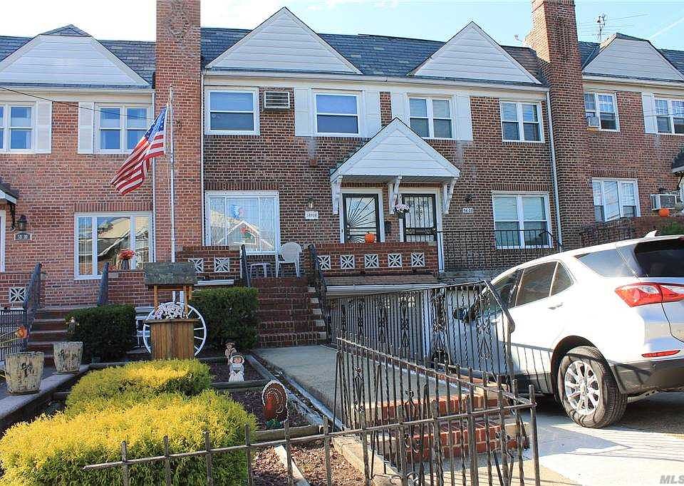 1st image of 58-08 79th St
