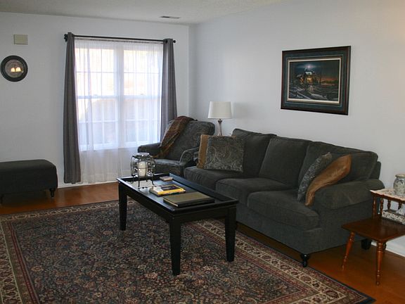 3rd image of 1725 W Lakeview Dr Unit 51
