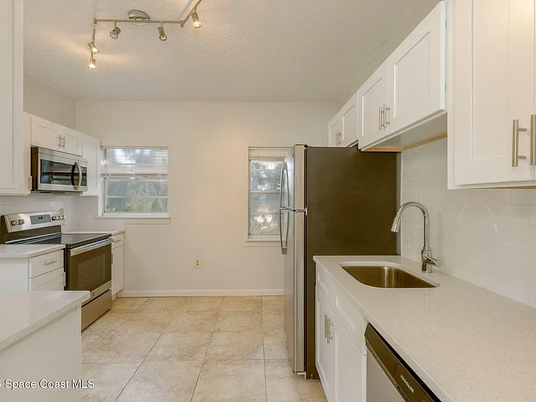 1501 S Shannon Ave #8 — Photo 10