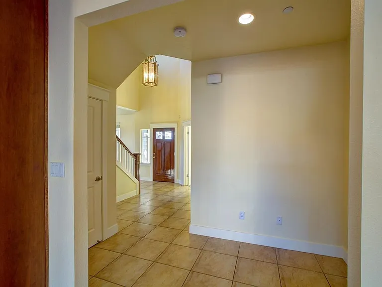 5 Dorenfeld Ct — Photo 18