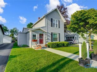 339 Conneaut Ave, Bowling Green, OH 43402