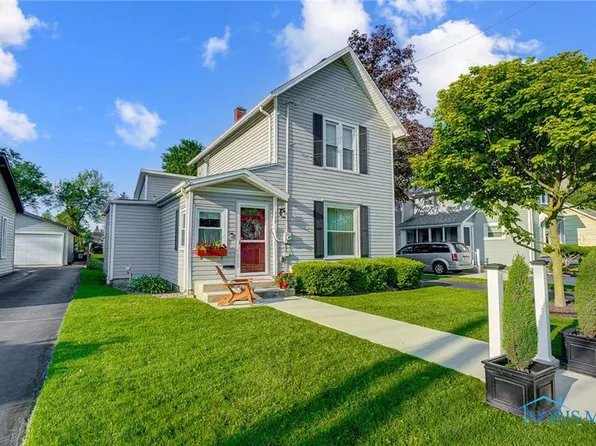 339 Conneaut Ave, Bowling Green, OH 43402