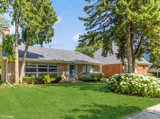 3123 Patton Dr, Des Plaines, IL 60018