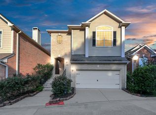 12819 Kingsbridge Ln, Houston, TX 77077