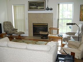 4th image of 1133 Sunset Dr