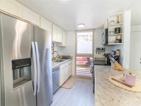 68-090 Au St APT 101E, Waialua, HI 96791